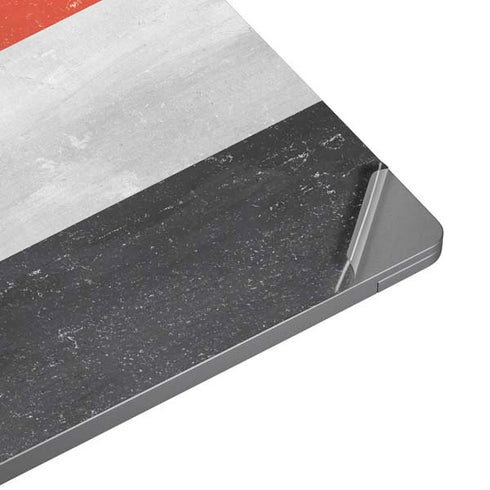 Yemen Flag Distressed Universal Laptop 16.6in (13.4 x 9.7in) Skin